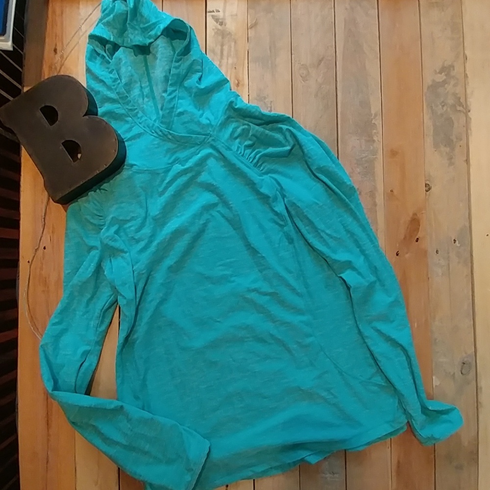 Long sleeved workout shirt